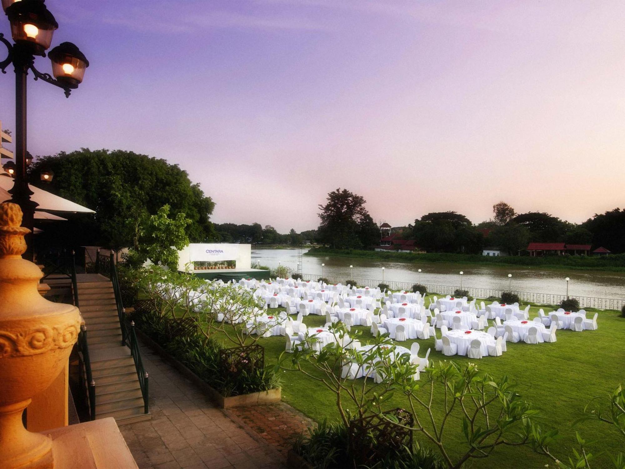 Centara Riverside Hotel Chiang Mai Buitenkant foto